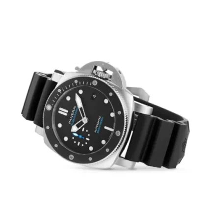 Panerai Submersible Men Automatic Black Rubber Watch PAM00683 (4)